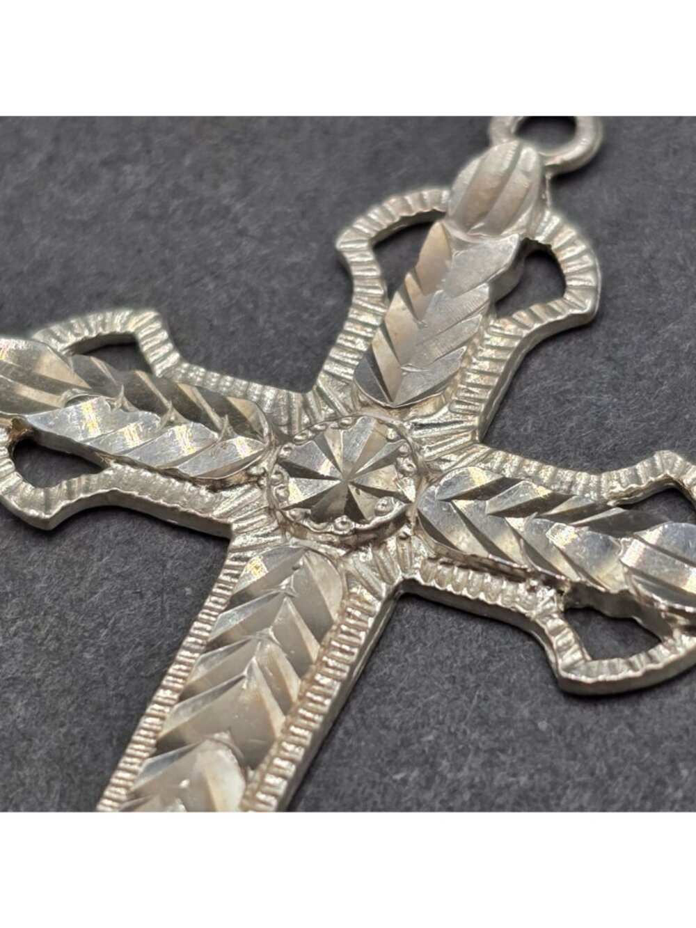Vintage Sterling Silver Diamond Cut Chevron Filigree Cross Latin Pendant 2" READ - Picture 4 of 9